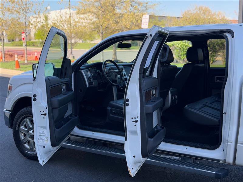 Used 2013 Ford F150 Lariat w/ Luxury Equipment Group image 6