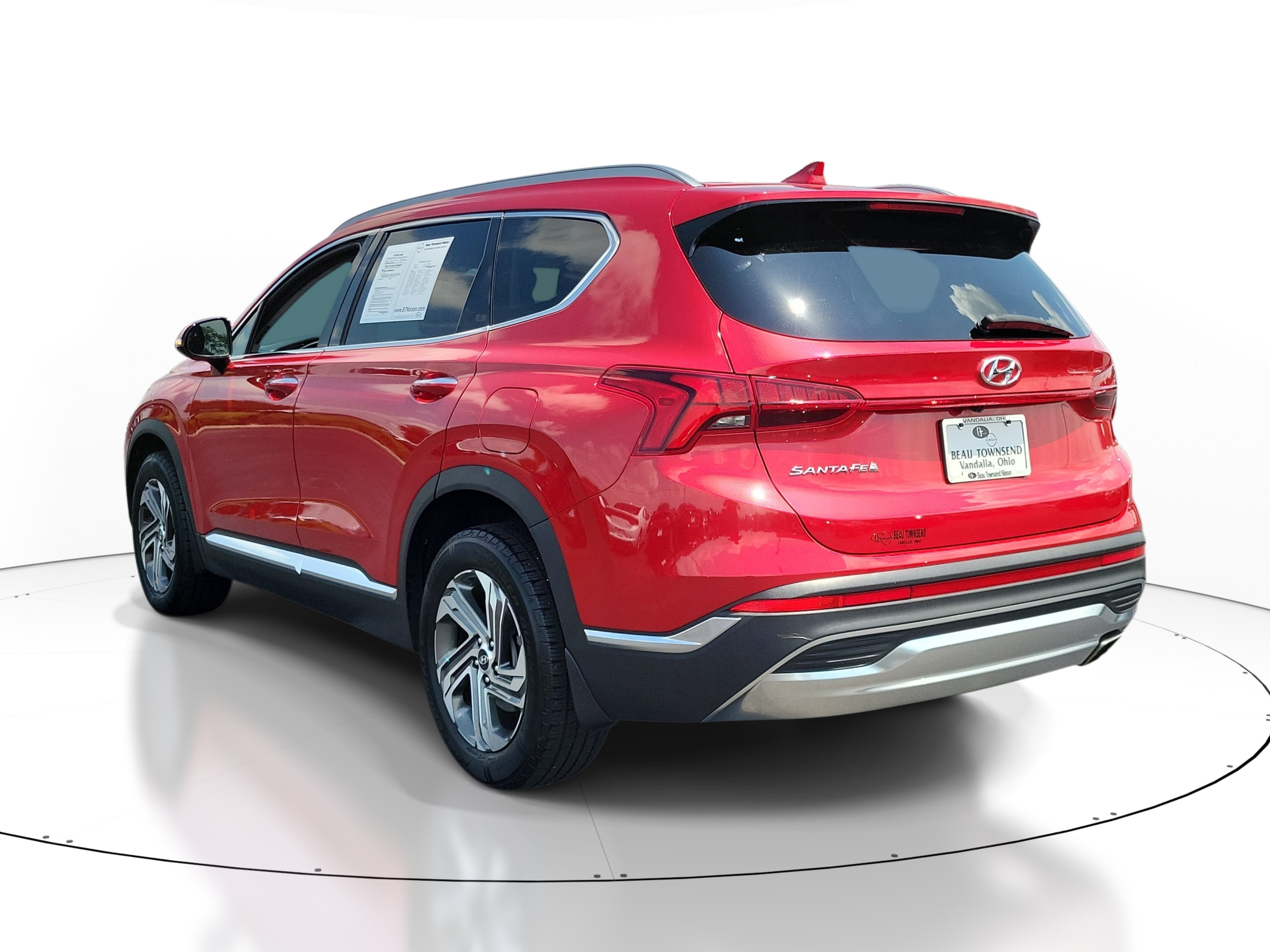 Used 2021 Hyundai Santa Fe SEL w/ Convenience Package FWD image 3