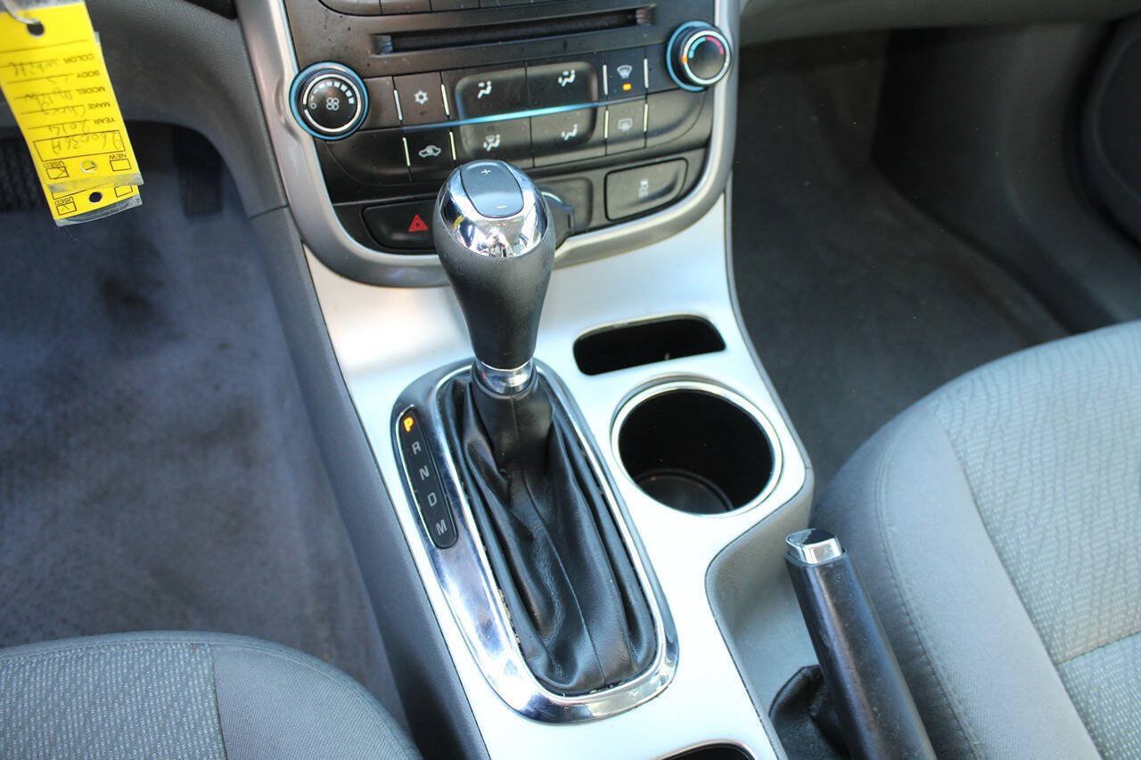 Used 2014 Chevrolet Malibu LS w/ Protection Package FWD image 16