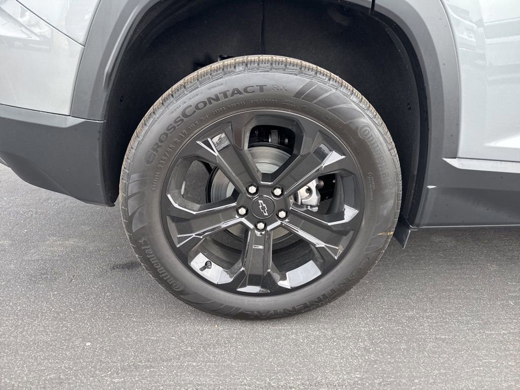 New 2026 Chevrolet Equinox LT w/ Convenience Package II FWD image 4