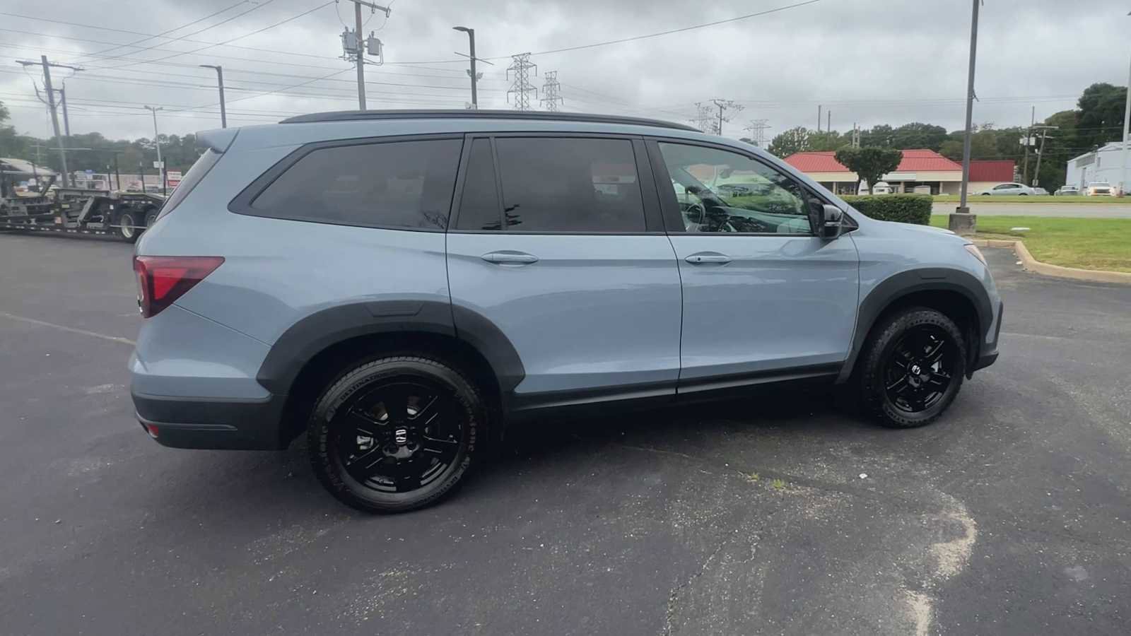 Certified 2022 Honda Pilot TrailSport image 9