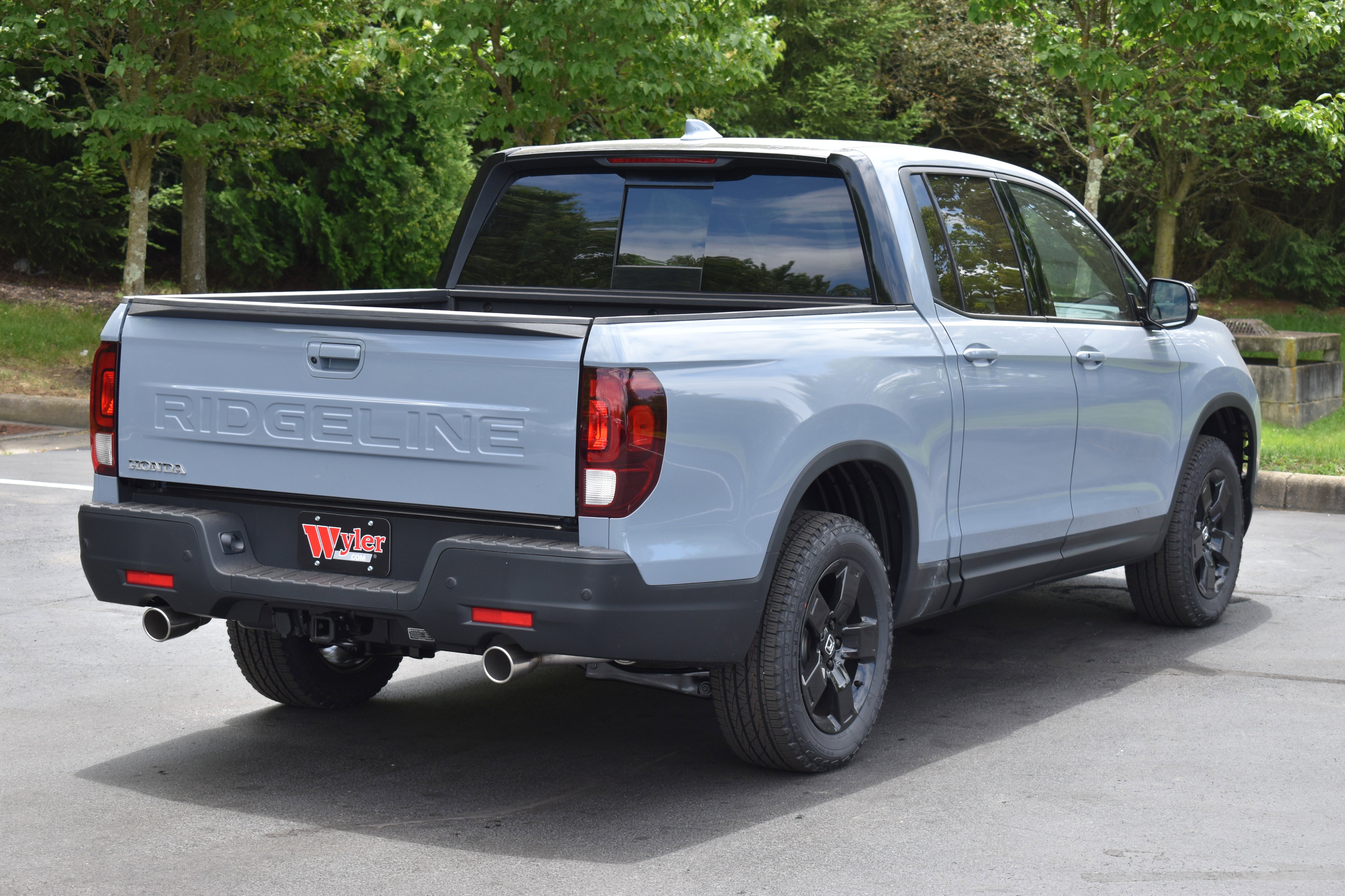 New 2026 Honda Ridgeline Black Edition image 8