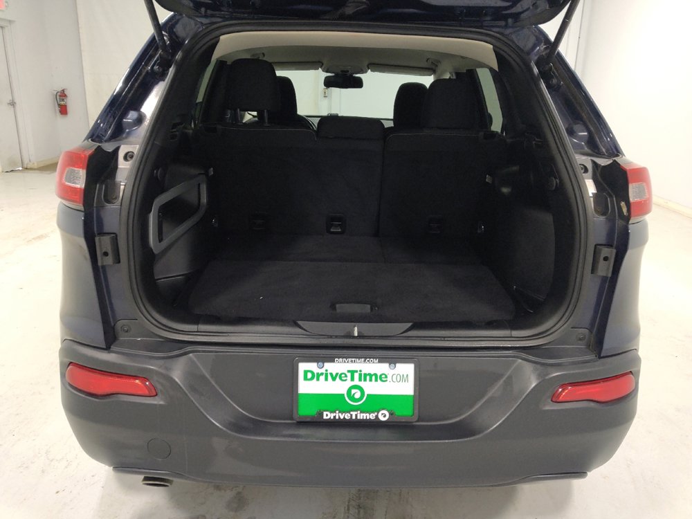 Used 2015 Jeep Cherokee Latitude w/ Cold Weather Group image 29