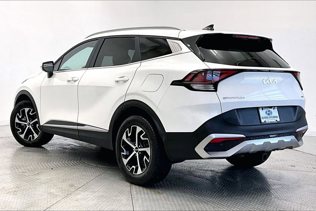 Used 2023 Kia Sportage EX AWD/4WD image 12