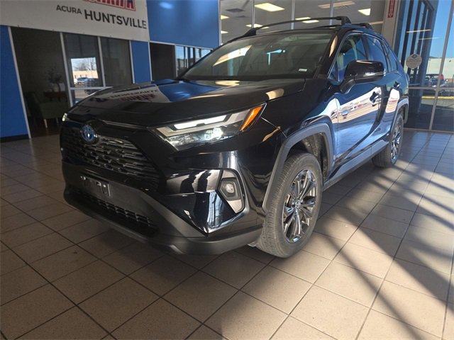 Used 2024 Toyota RAV4 XLE Premium image 4