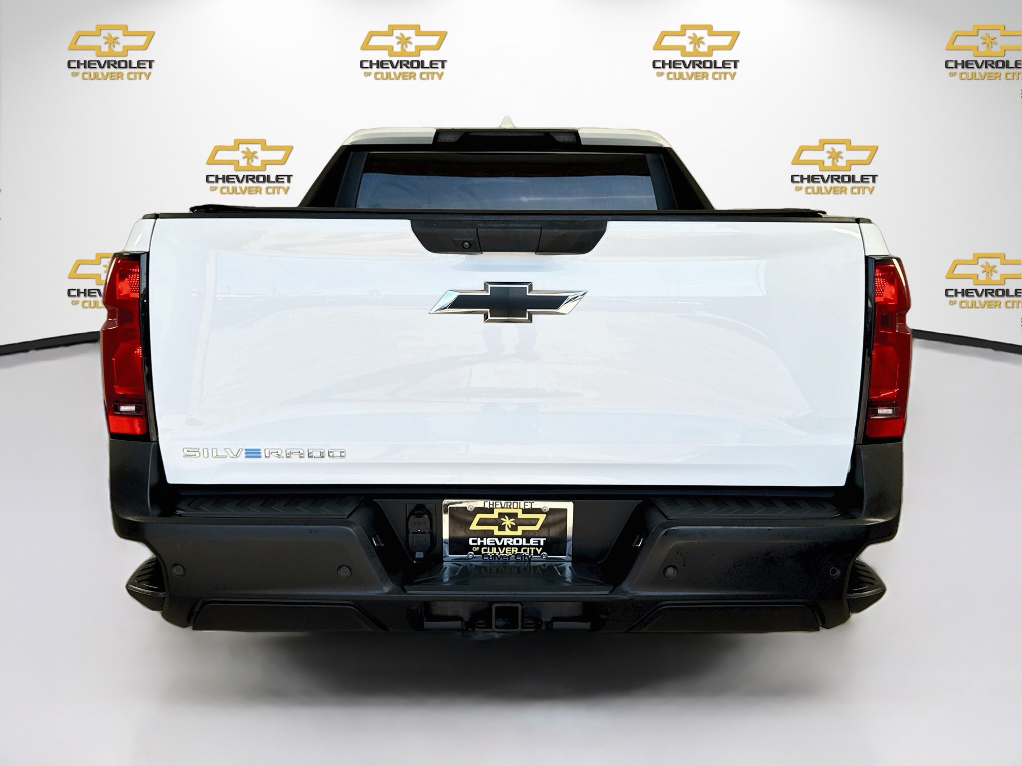 Used 2024 Chevrolet Silverado EV W/T AWD/4WD image 7