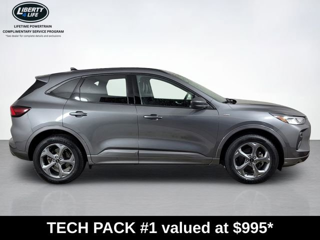 Used 2023 Ford Escape ST-Line w/ Tech Pack #1 AWD/4WD image 2