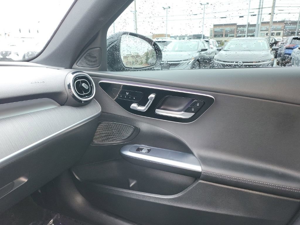 Used 2023 Mercedes-Benz C 300 4MATIC Sedan image 14