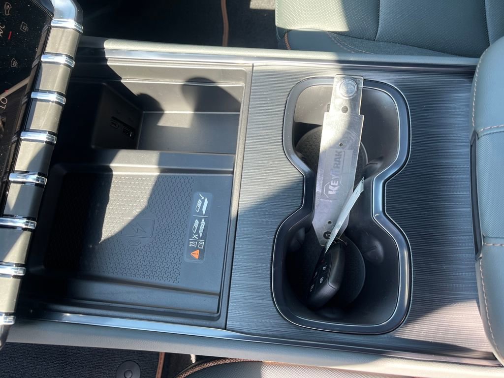 New 2026 GMC Acadia AT4 w/ LPO, Floor Liner Package image 26