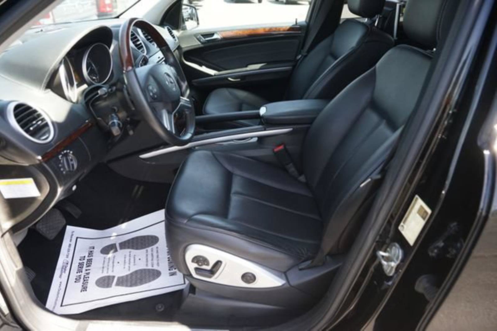 Used 2011 Mercedes-Benz GL 450 4MATIC image 9