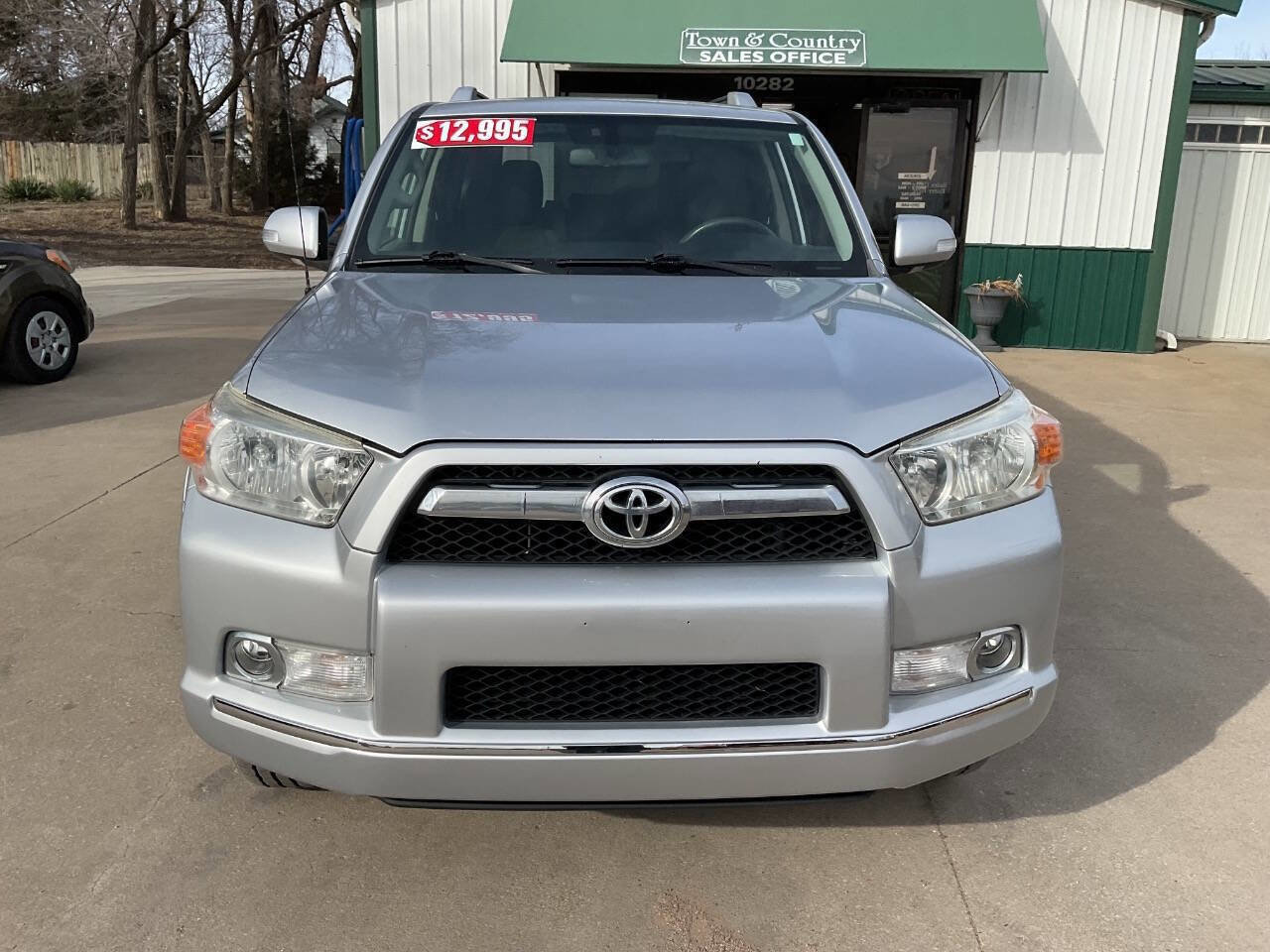 Used 2013 Toyota 4Runner SR5 image 4