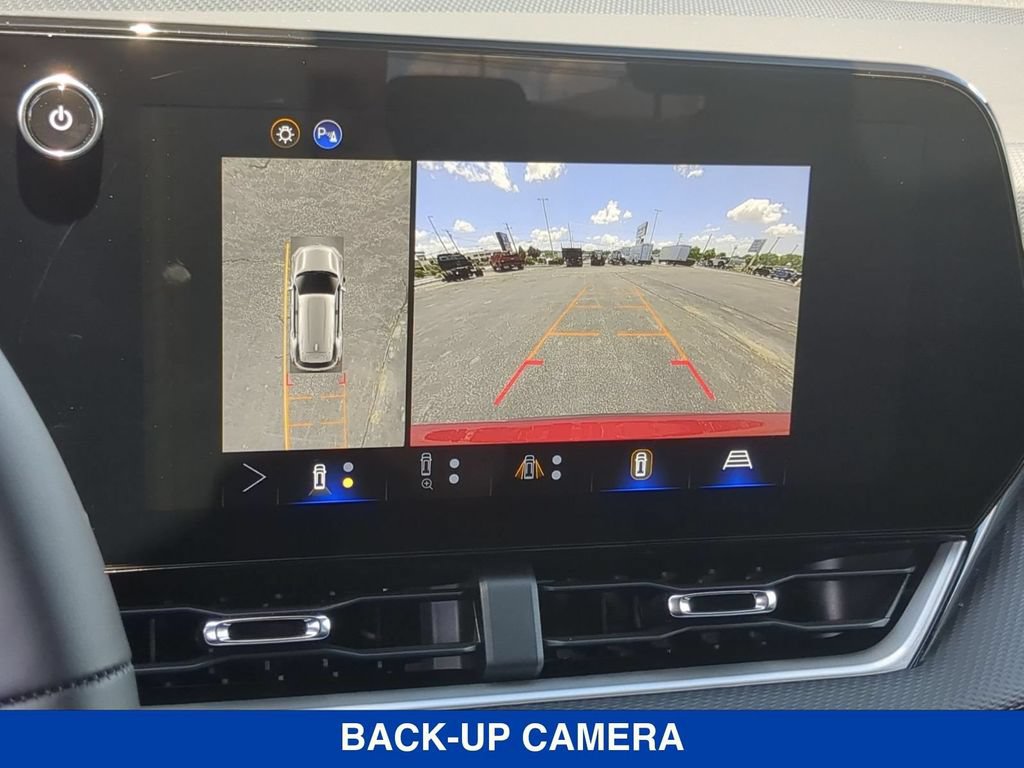 New 2026 Chevrolet Equinox LT w/ Safety and Technology Package AWD/4WD image 15