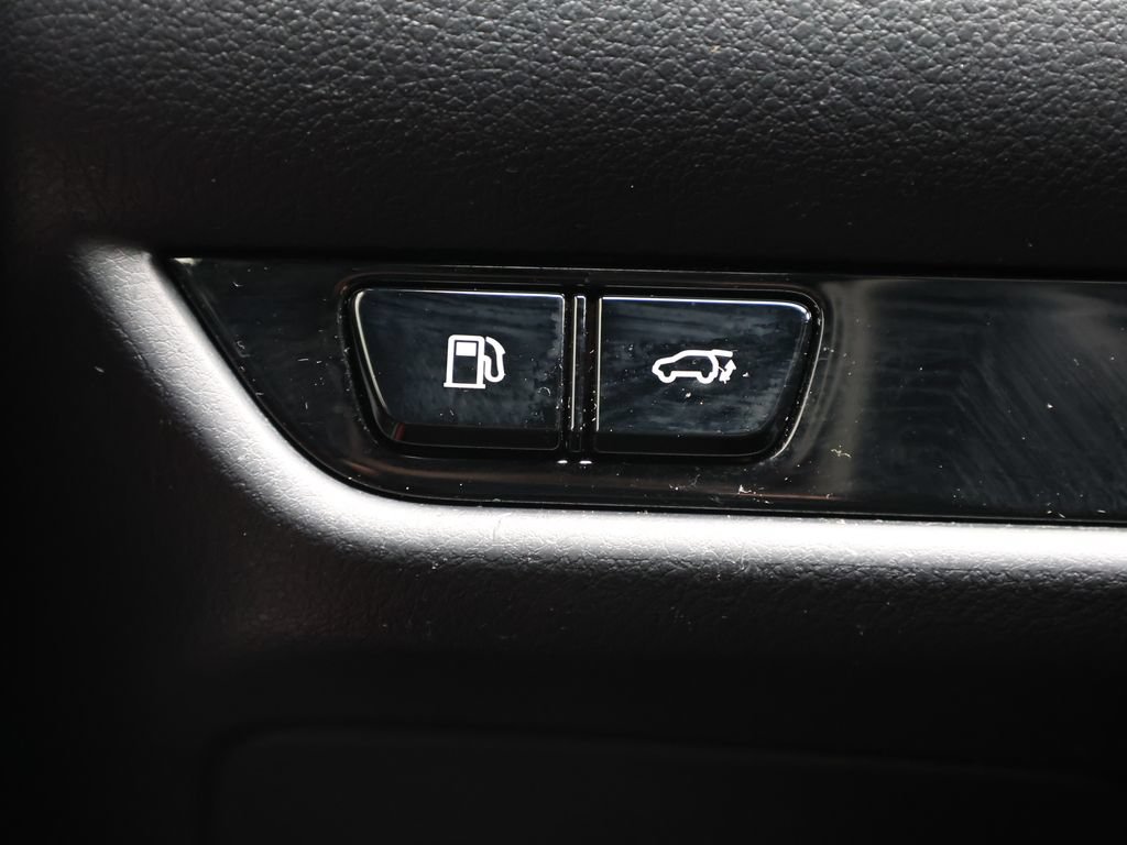 Used 2025 Lexus NX 250 FWD w/ Accessory Package (K3) image 33