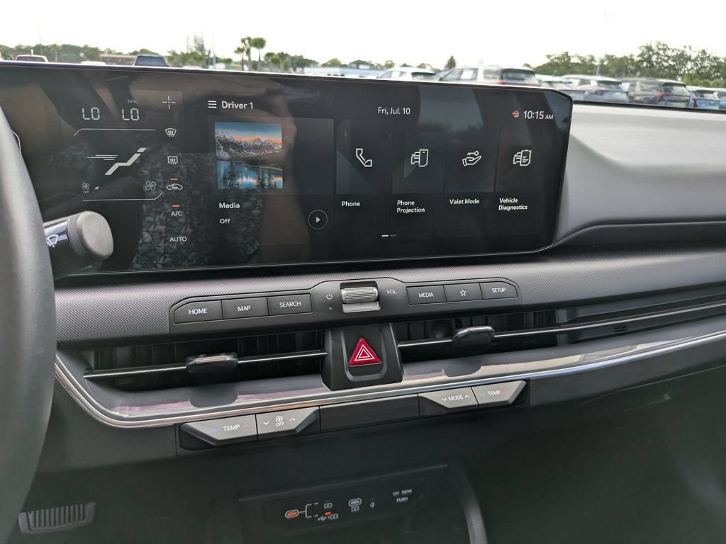 Certified 2025 Kia K4 EX FWD image 22