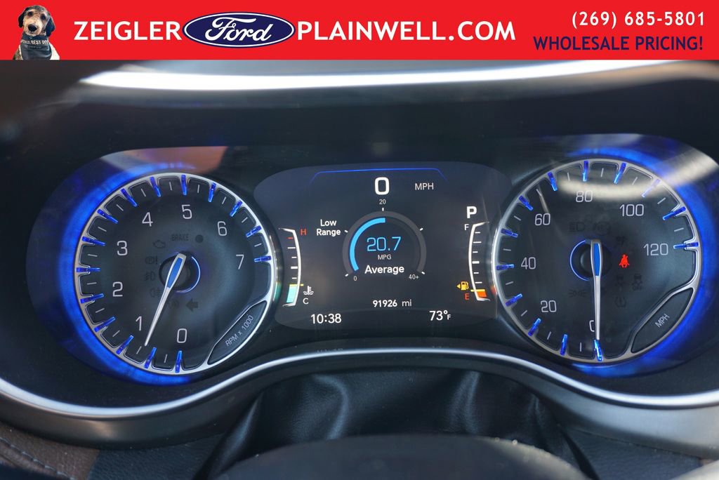 Used 2019 Chrysler Pacifica Limited w/ Advanced Safetytec Group FWD image 32