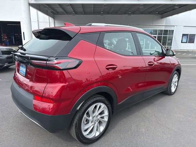 Certified 2022 Chevrolet Bolt EUV LT w/ Driver Confidence Package image 6