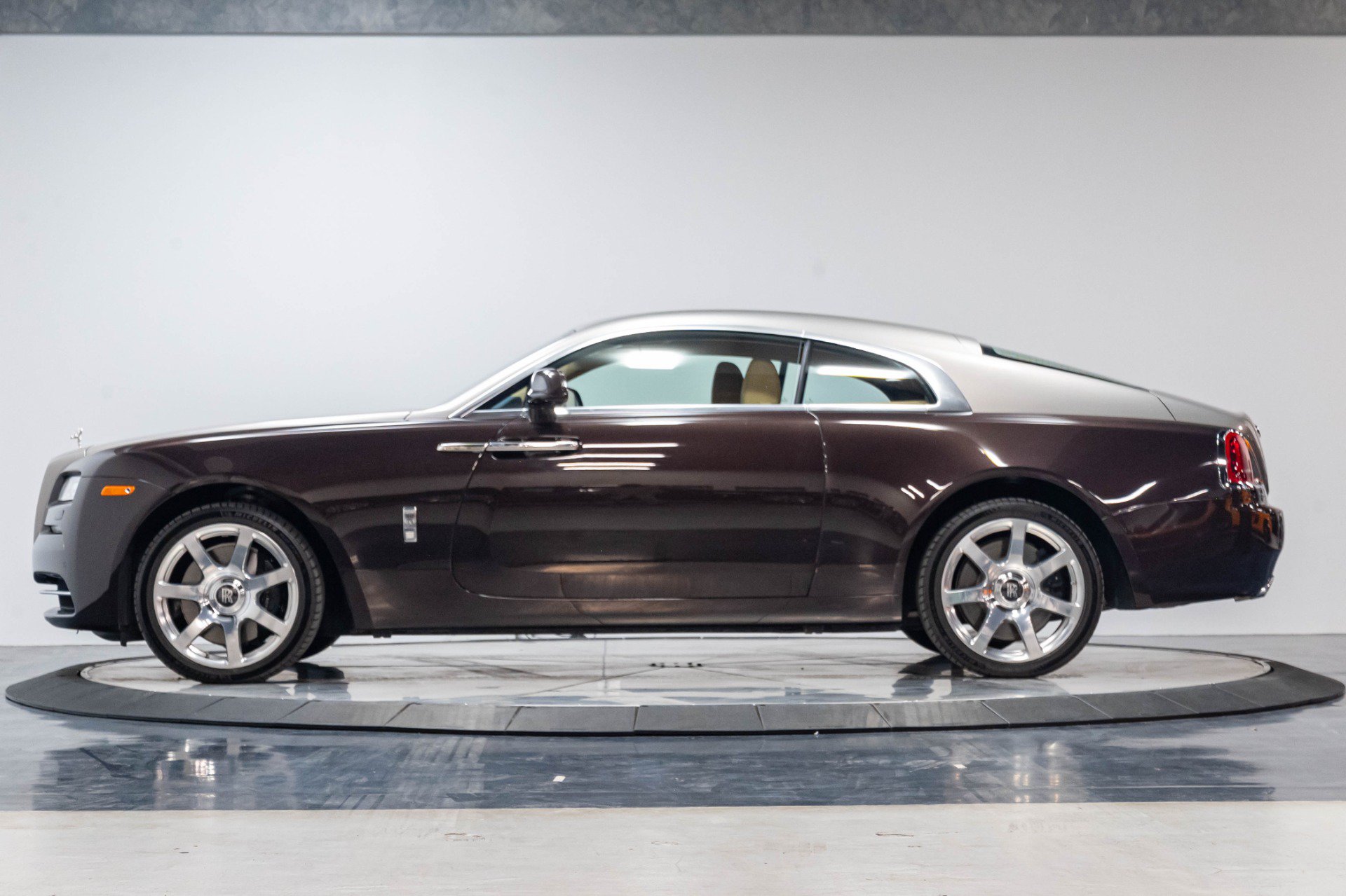 Used 2014 Rolls-Royce Wraith RWD image 42