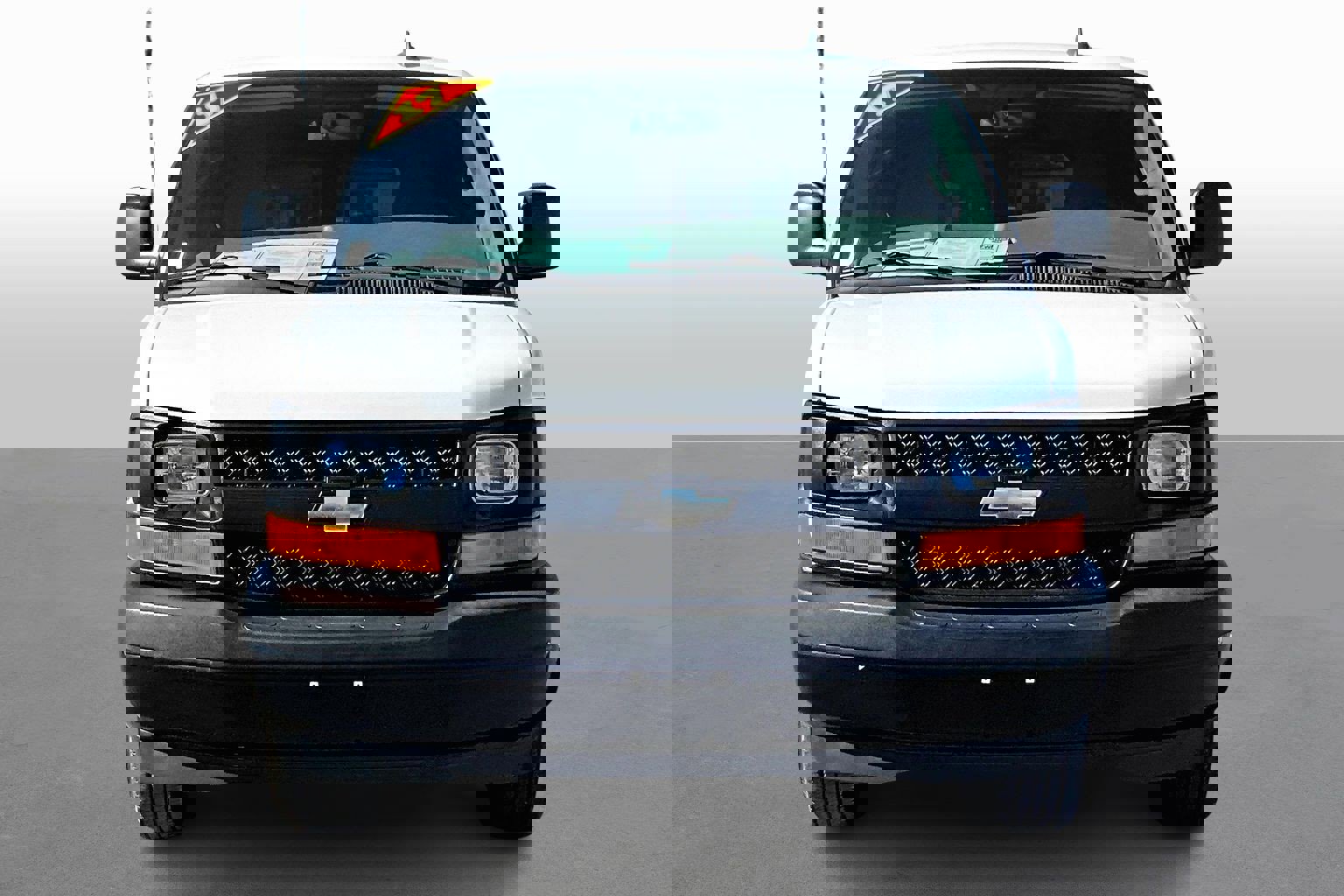 Used 2017 Chevrolet Express 2500 LS image 3