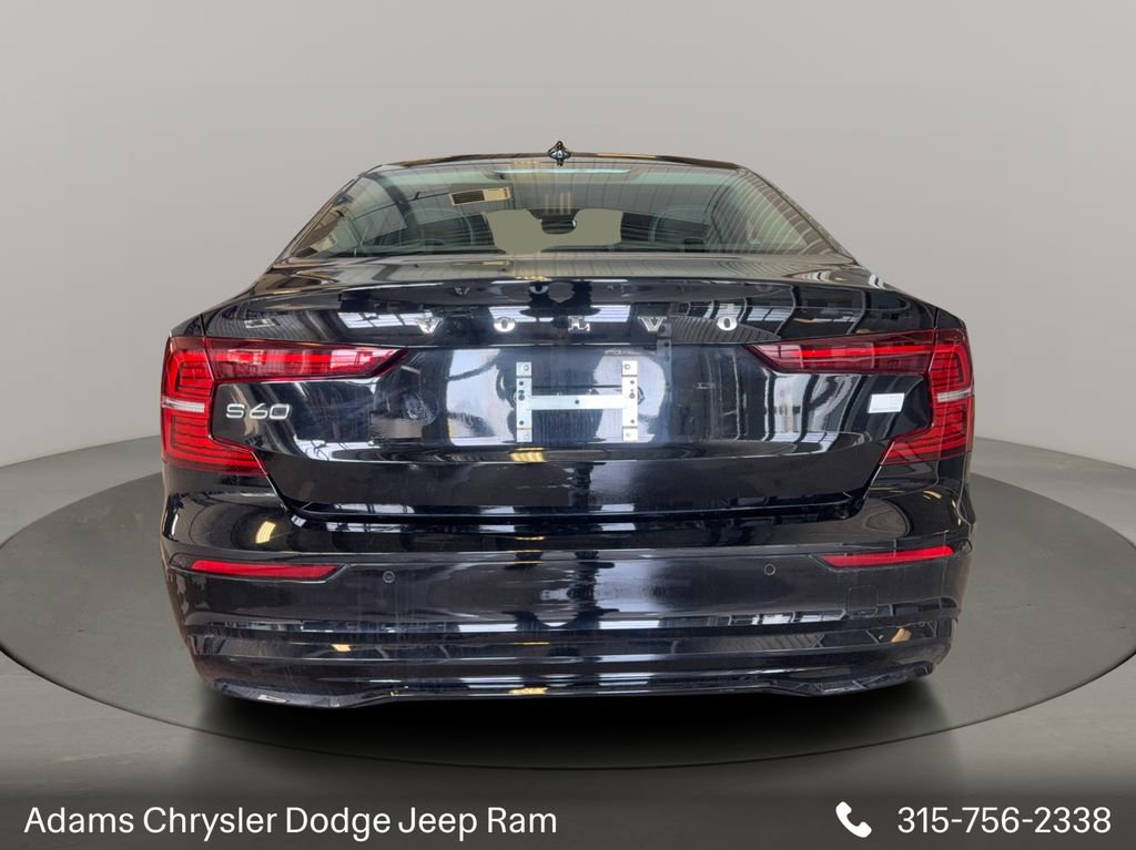 Used 2023 Volvo S60 T8 Plus image 7