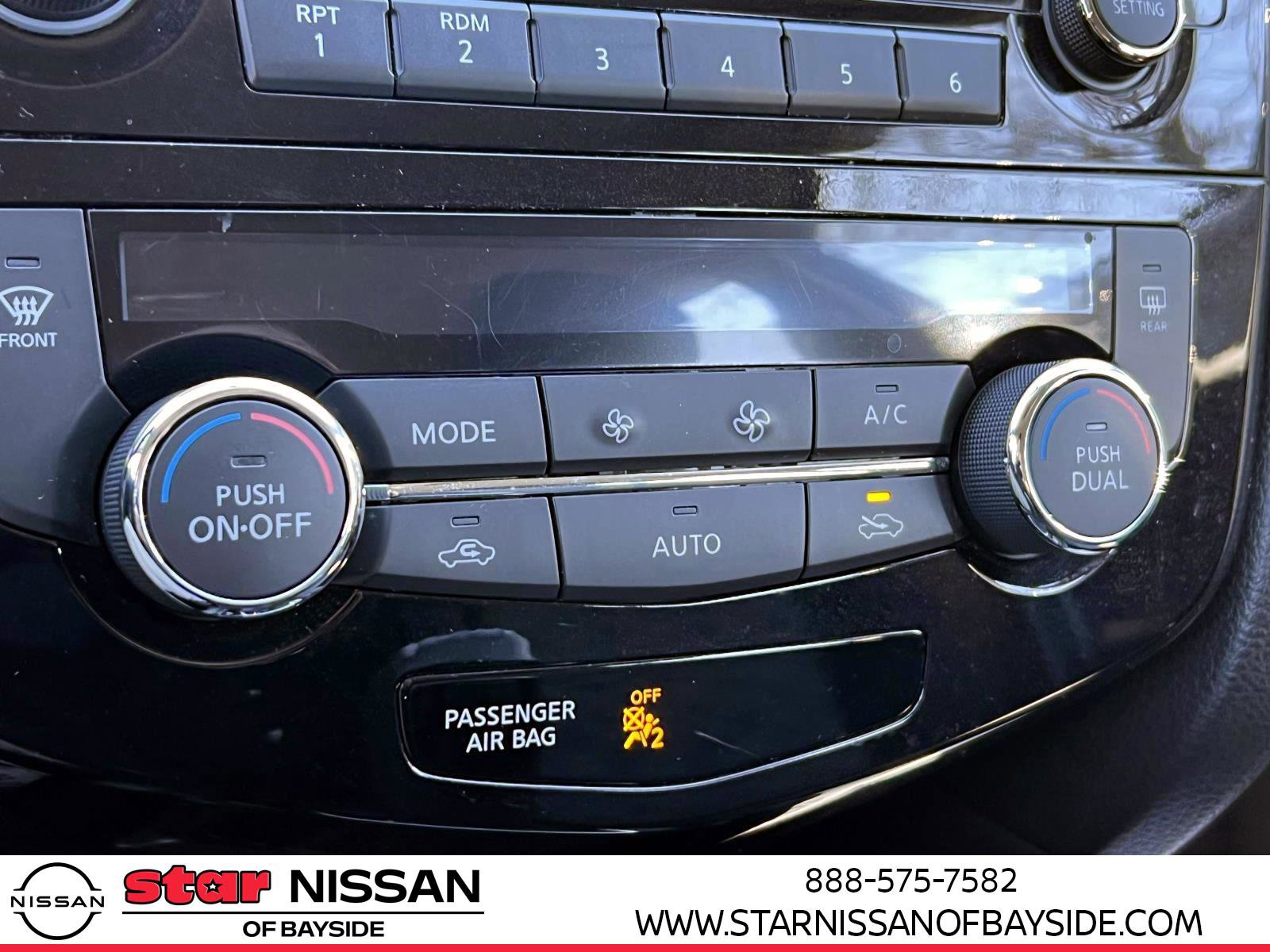 Used 2017 Nissan Rogue Sport SV AWD/4WD image 28