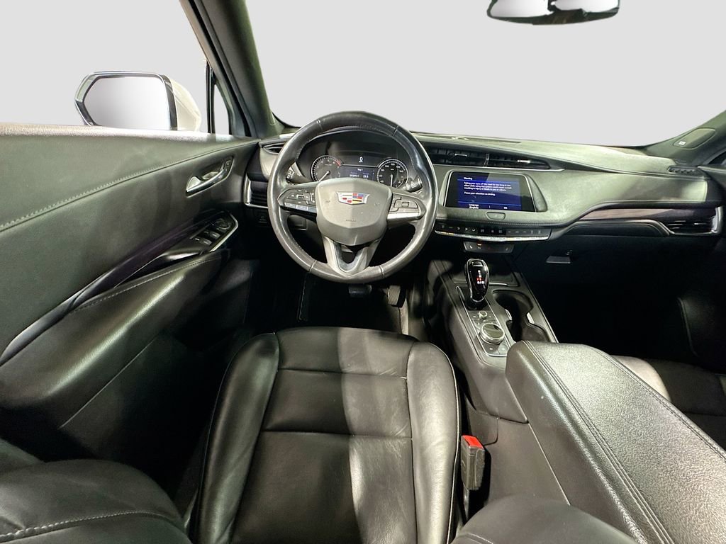 Used 2022 Cadillac XT4 Luxury w/ LPO, ONYX Package AWD/4WD image 15