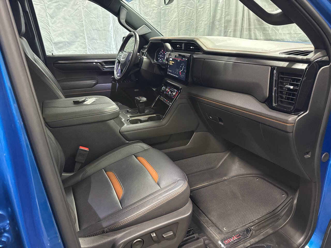 Used 2024 GMC Sierra 1500 AT4 w/ AT4 Preferred Package image 23