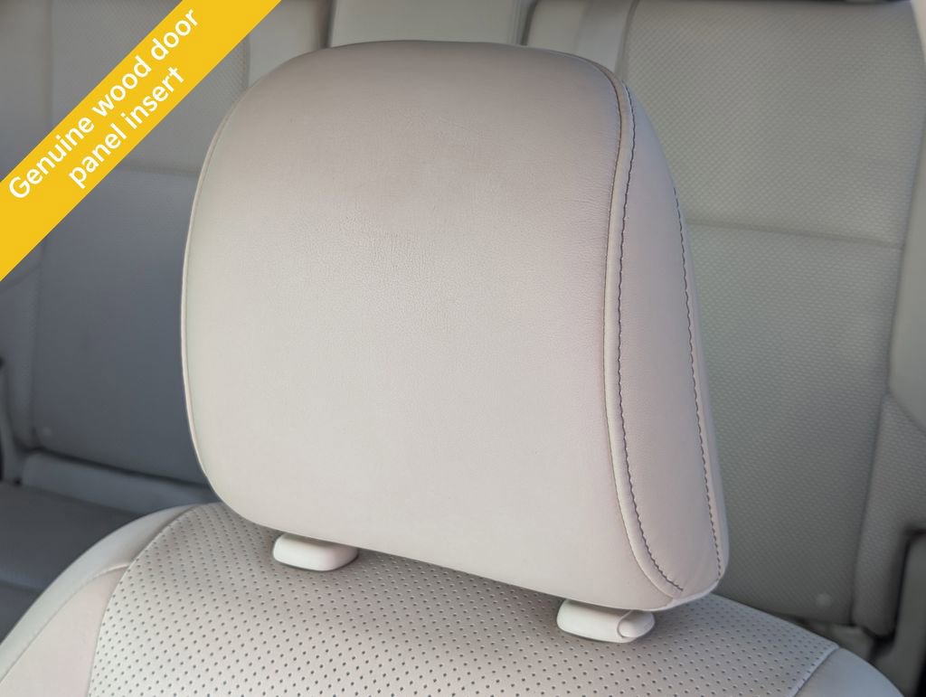 Used 2014 Lexus GX 460 Luxury image 17