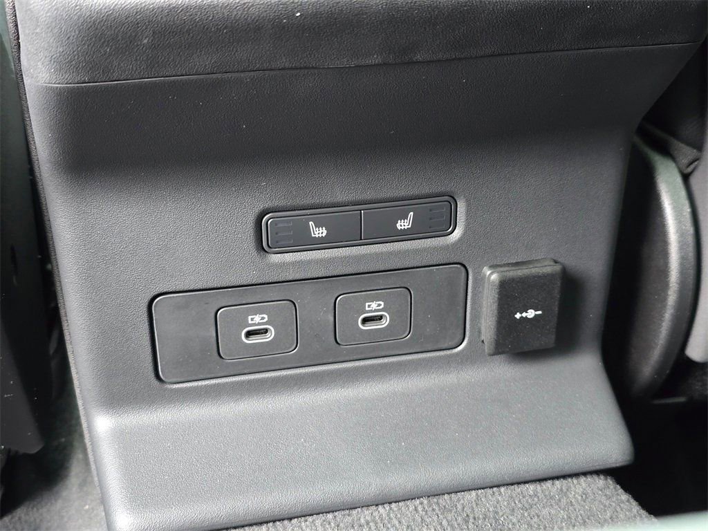 New 2026 Land Rover Range Rover Velar S image 27