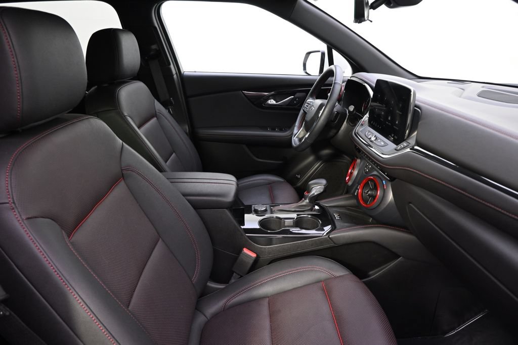 Used 2024 Chevrolet Blazer RS w/ Driver Confidence II Package AWD/4WD image 16
