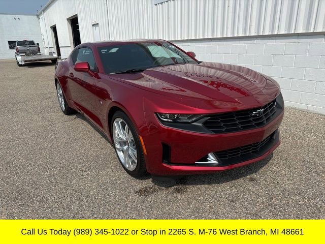 Used 2023 Chevrolet Camaro LT w/ RS Package image 4