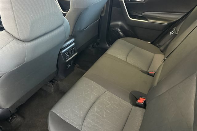Used 2024 Toyota RAV4 XLE FWD image 16