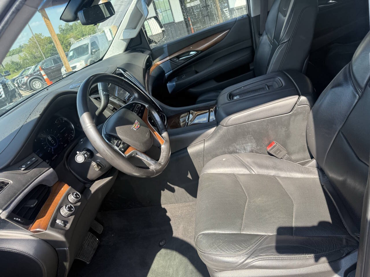 Used 2017 Cadillac Escalade Luxury AWD/4WD image 20