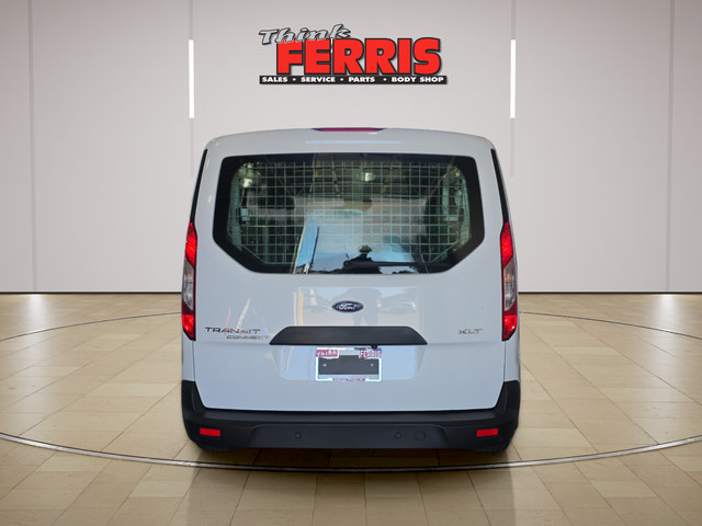 Used 2022 Ford Transit Connect XLT FWD image 4