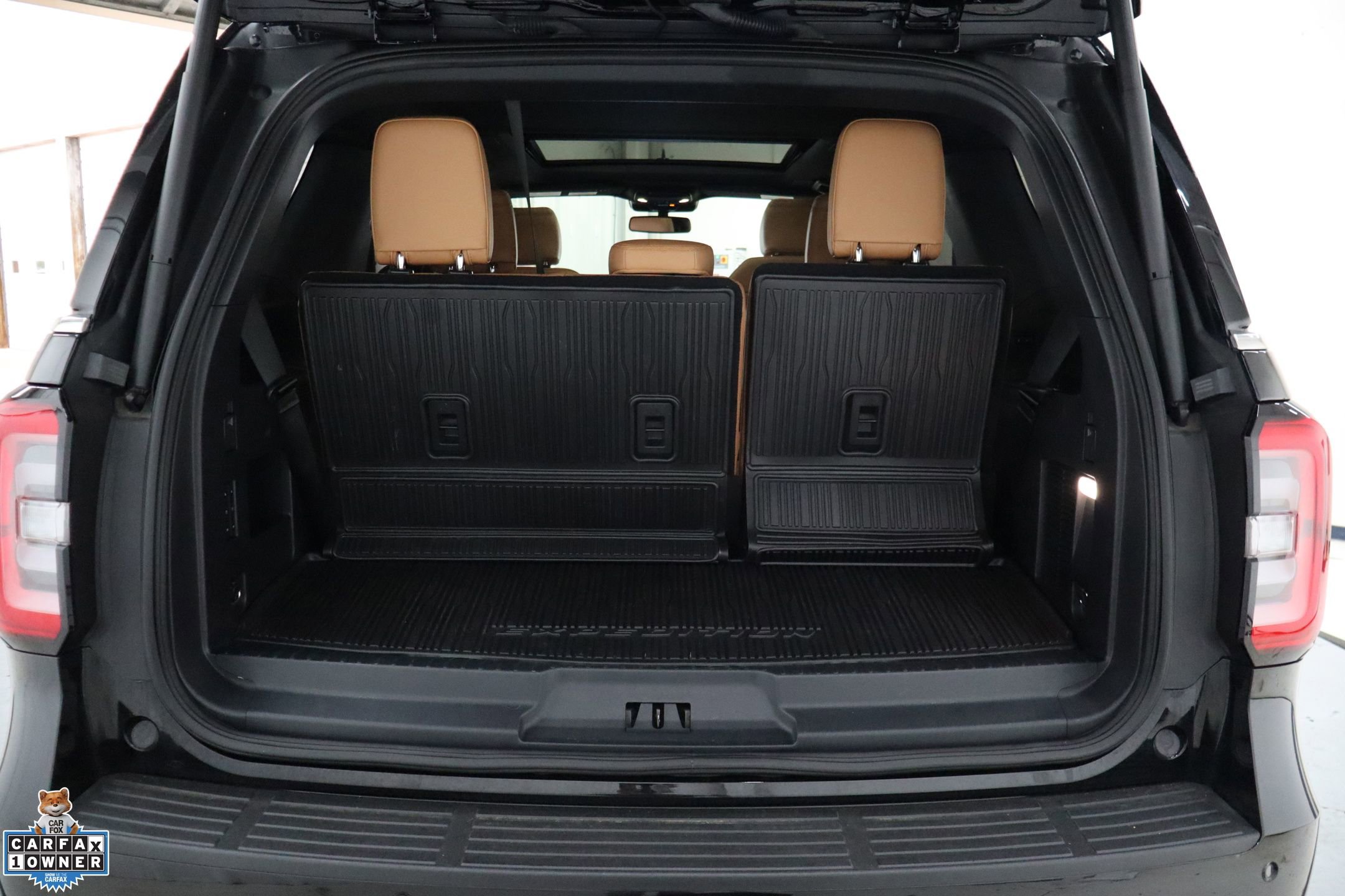 Certified 2024 Ford Expedition Platinum image 26