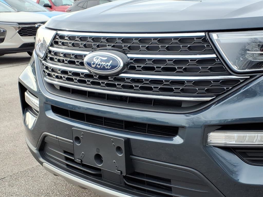 Used 2022 Ford Explorer XLT w/ Equipment Group 202A image 36