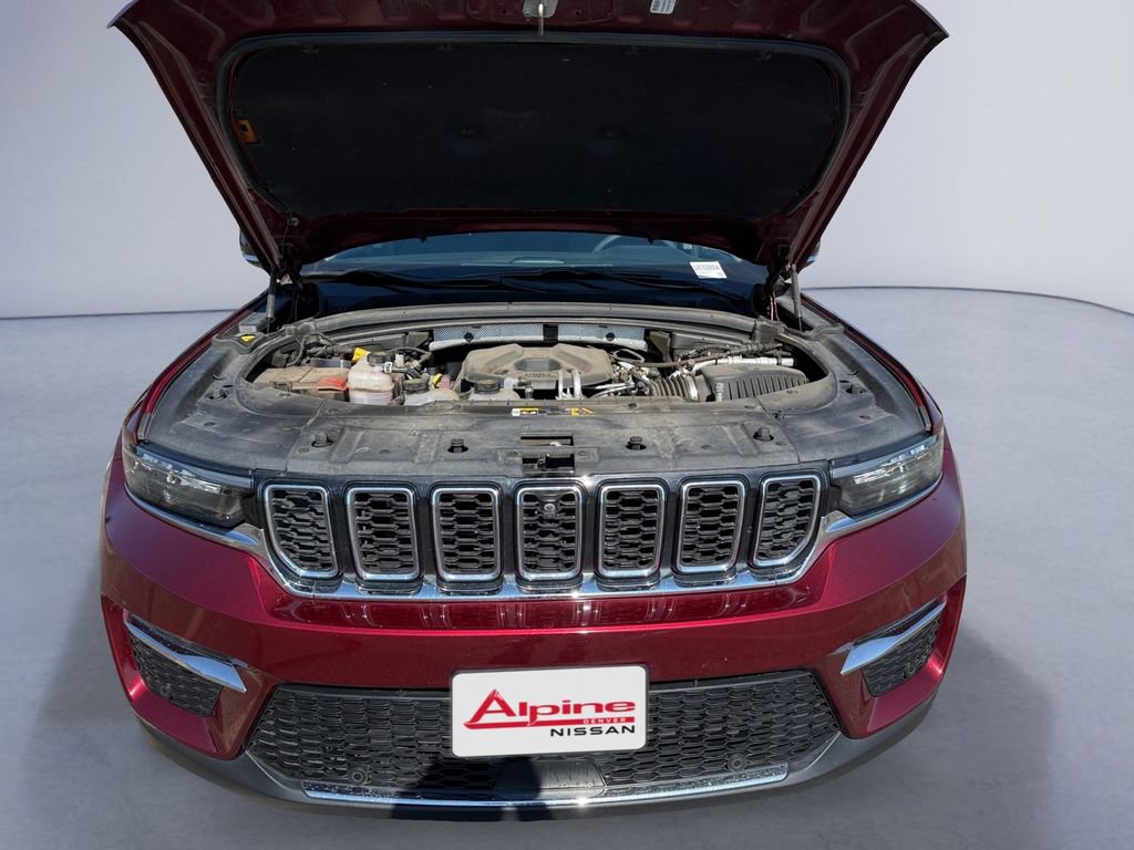 Used 2022 Jeep Grand Cherokee Limited 4xe w/ Luxury Tech Group II image 17