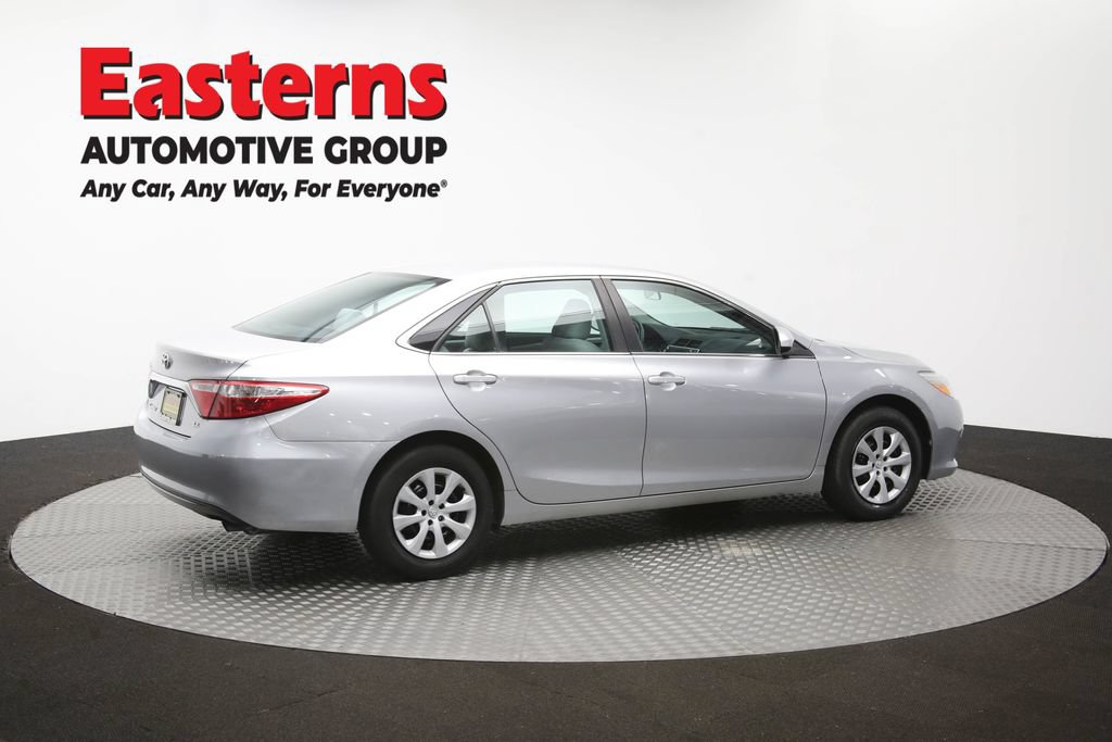 Used 2015 Toyota Camry LE FWD image 41