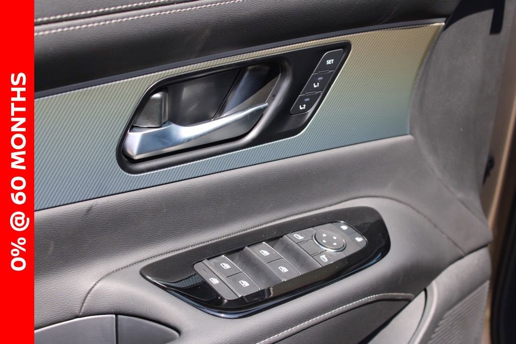 New 2025 Nissan Murano SL image 11