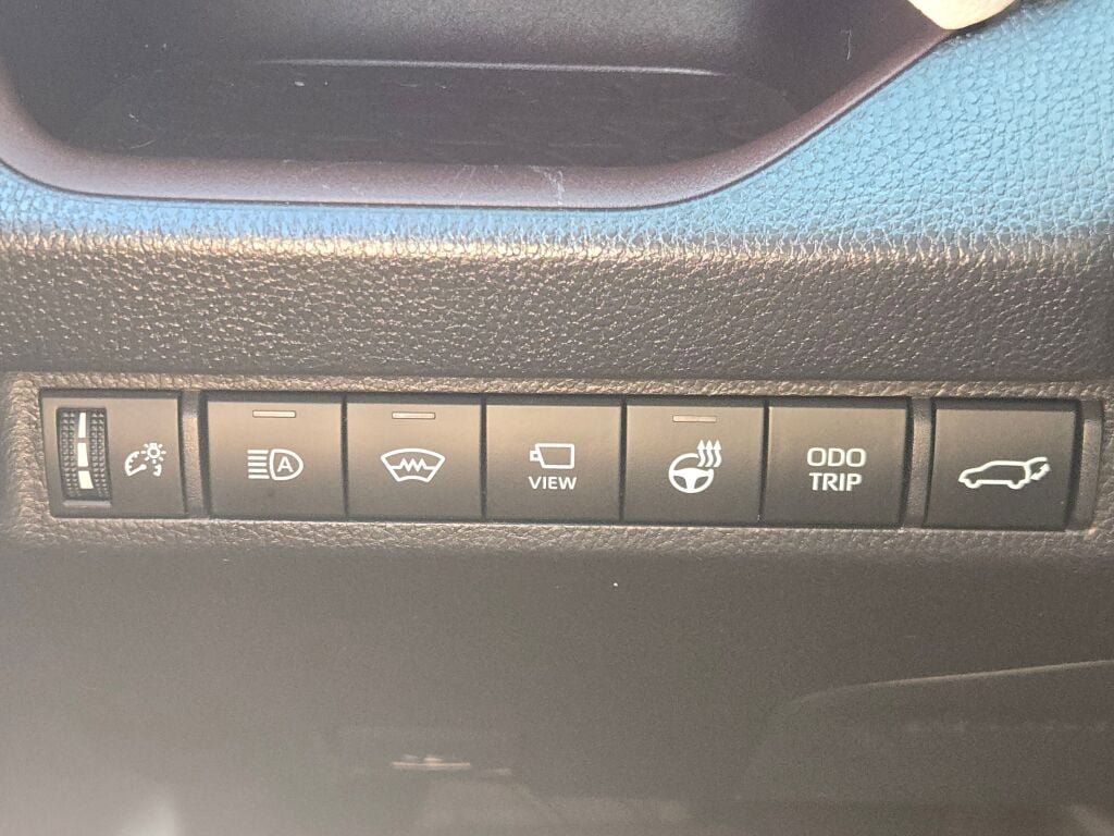Used 2025 Toyota RAV4 Limited w/ Advanced Technology Package image 26