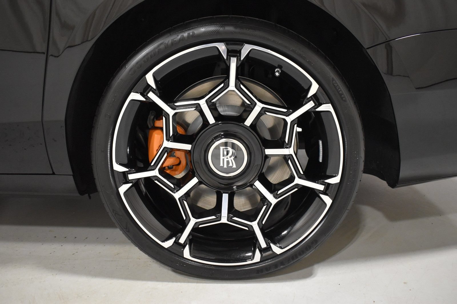 New 2027 Rolls-Royce Ghost Black Badge AWD/4WD image 17