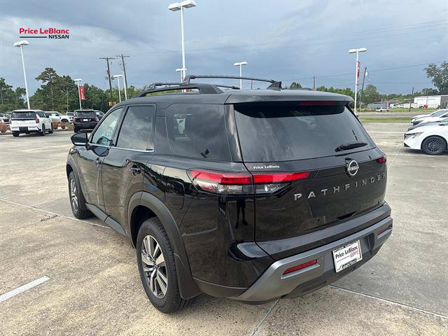 New 2026 Nissan Pathfinder SL FWD image 5