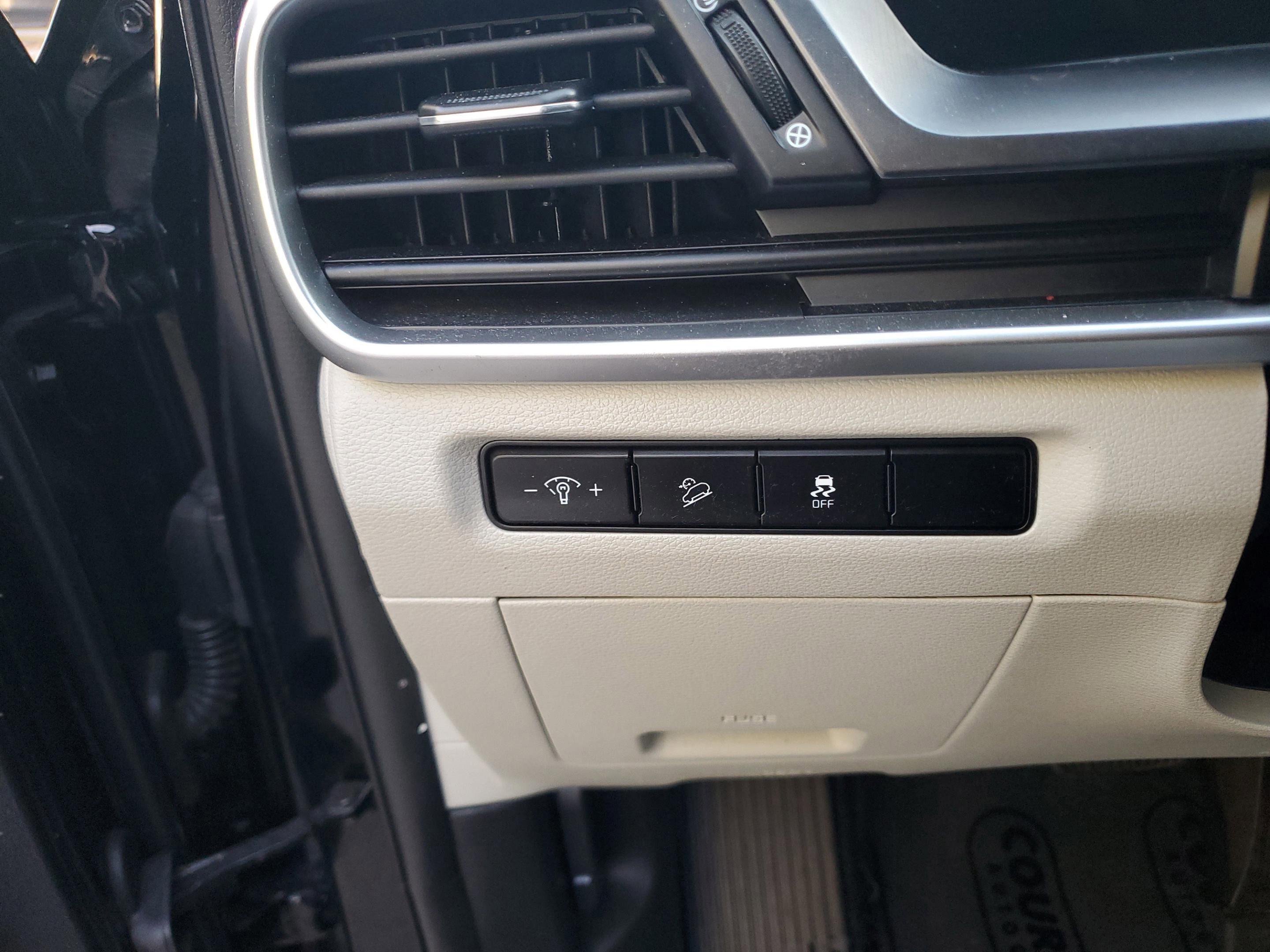 Certified 2023 Kia Telluride S image 28