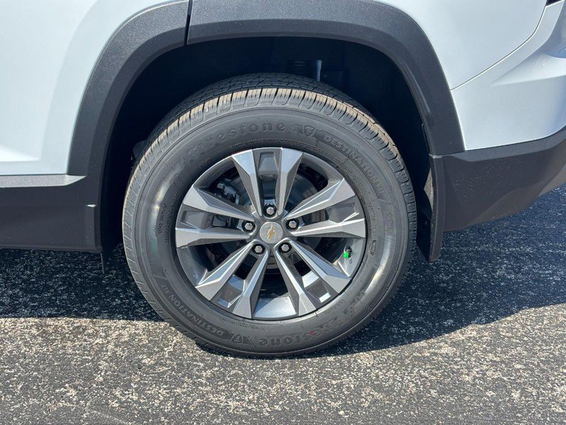 New 2026 Chevrolet Equinox LT w/ Convenience Package II FWD image 4