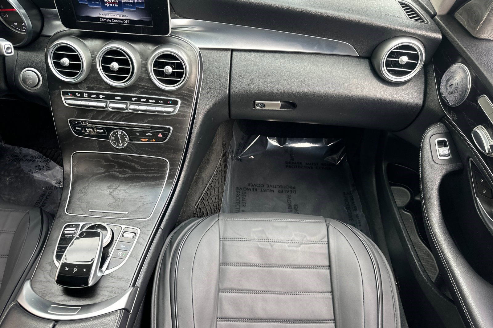 Used 2015 Mercedes-Benz C 300 4MATIC Sedan image 30