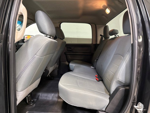 Used 2018 RAM 2500 Tradesman w/ Chrome Appearance Group image 30