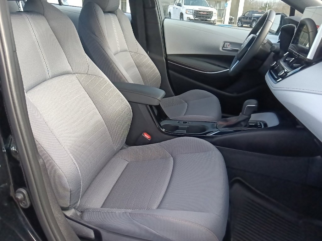 Used 2025 Toyota Corolla FX image 30