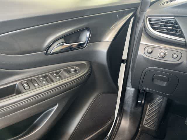 Used 2019 Buick Encore Sport Touring FWD image 39