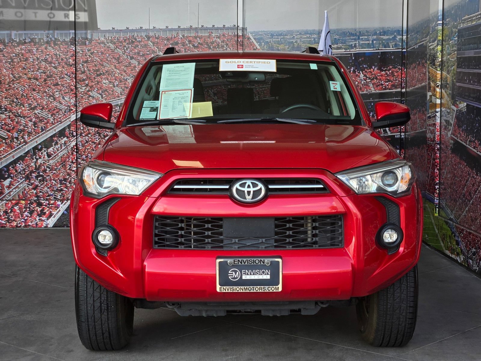 Certified 2021 Toyota 4Runner SR5 AWD/4WD image 3