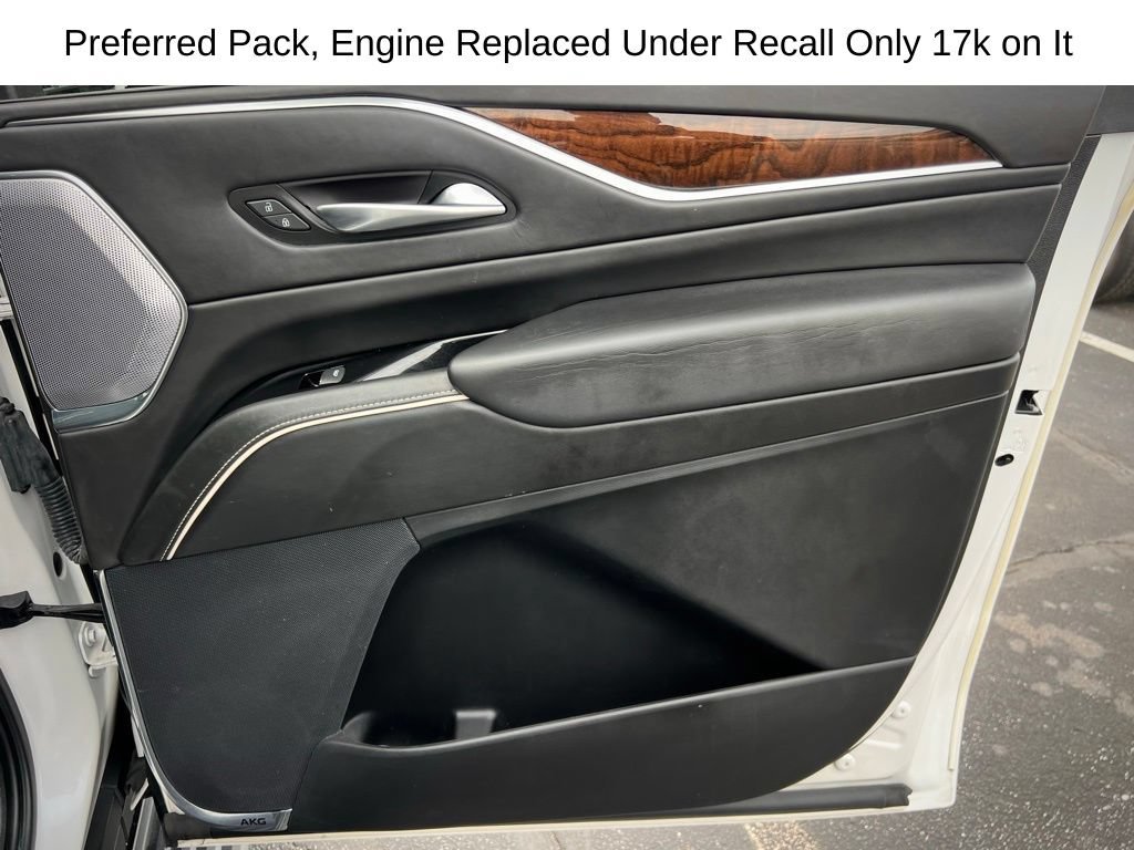 Used 2022 Cadillac Escalade ESV Sport Platinum w/ LPO, ONYX Package AWD/4WD image 37