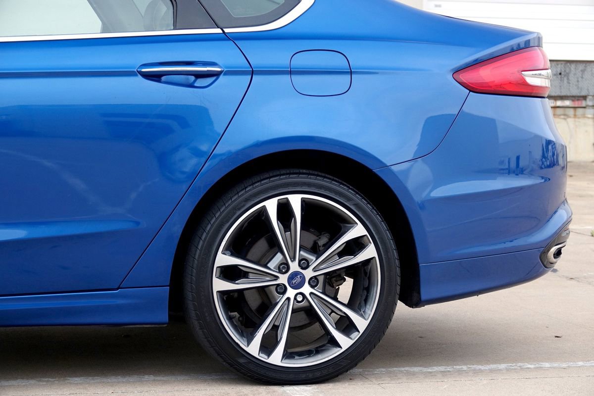 Used 2018 Ford Fusion SE w/ Fusion SE Technology Package image 24